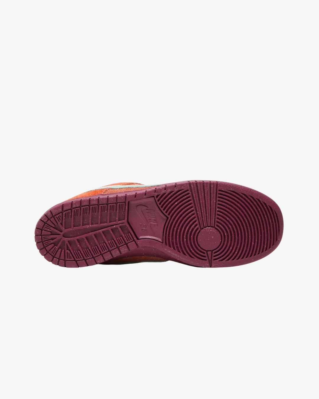 Nike Dunk Low SB 'Mystic Red' - Pre Loved