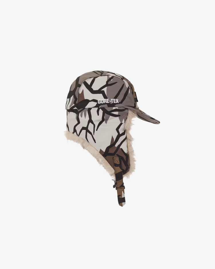 Supreme GORE-TEX Earflap Camp Cap – Predator Camo